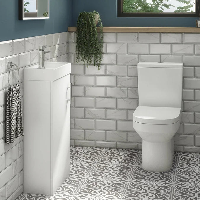 Victoria Metro Wall Tiles - White Marble Effect - 20 x 10cm
